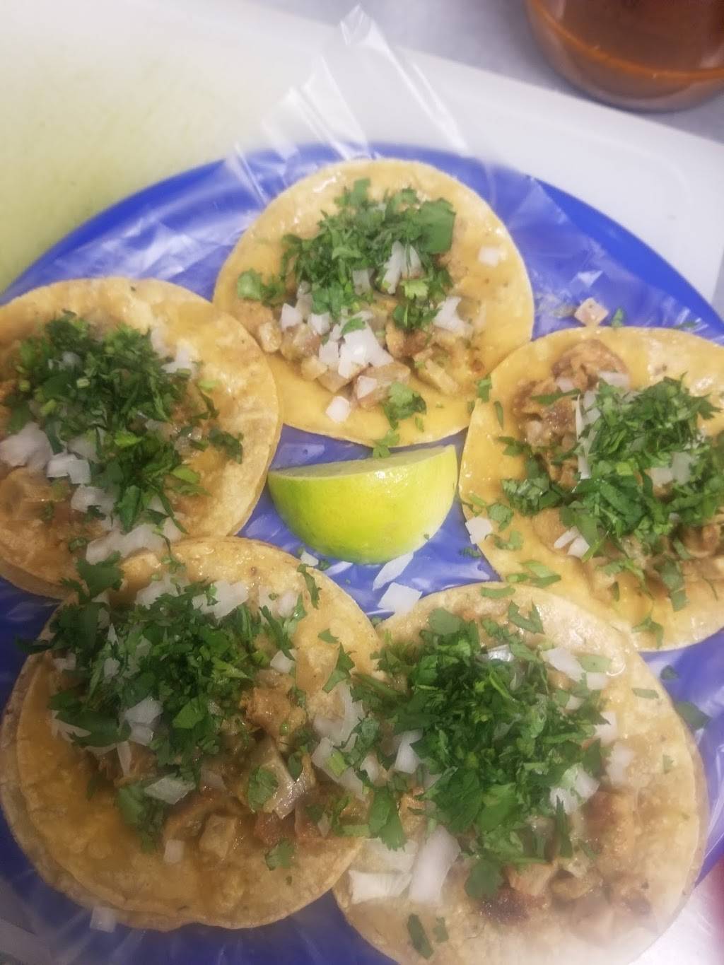 La Feria Del Taco | restaurant | 5723 San Pedro Ave, San Antonio, TX 78212, USA | 2106652051 OR +1 210-665-2051