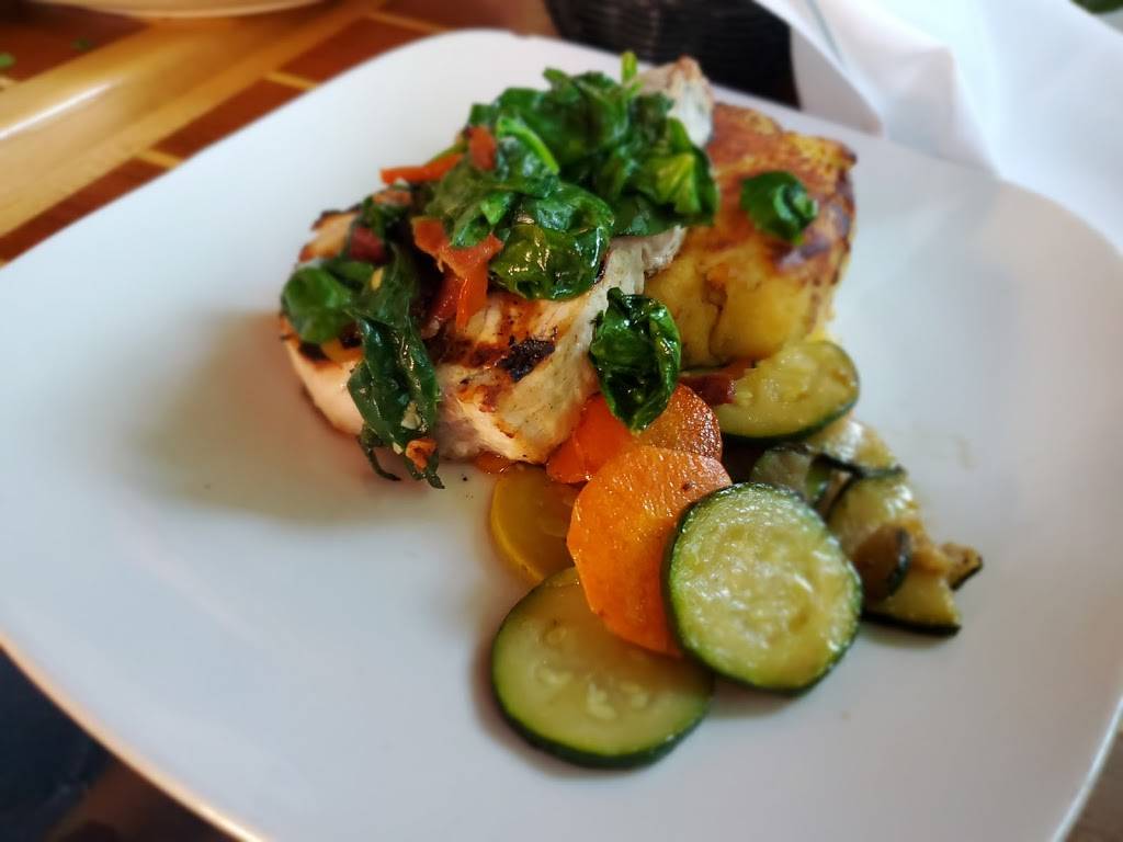 The Island Grille | restaurant | 401 Money Island Dr, Atlantic Beach, NC 28512, USA | 2522400000 OR +1 252-240-0000