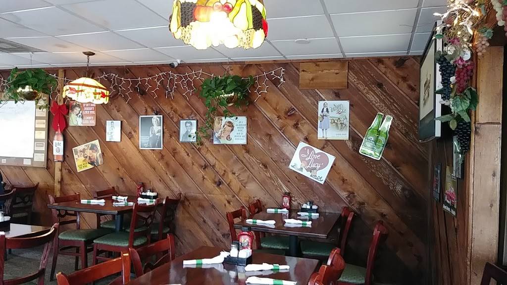 Nicholas Family Restaurant | restaurant | 615 N 6th Ave, Wauchula, FL 33873, USA | 8637732333 OR +1 863-773-2333