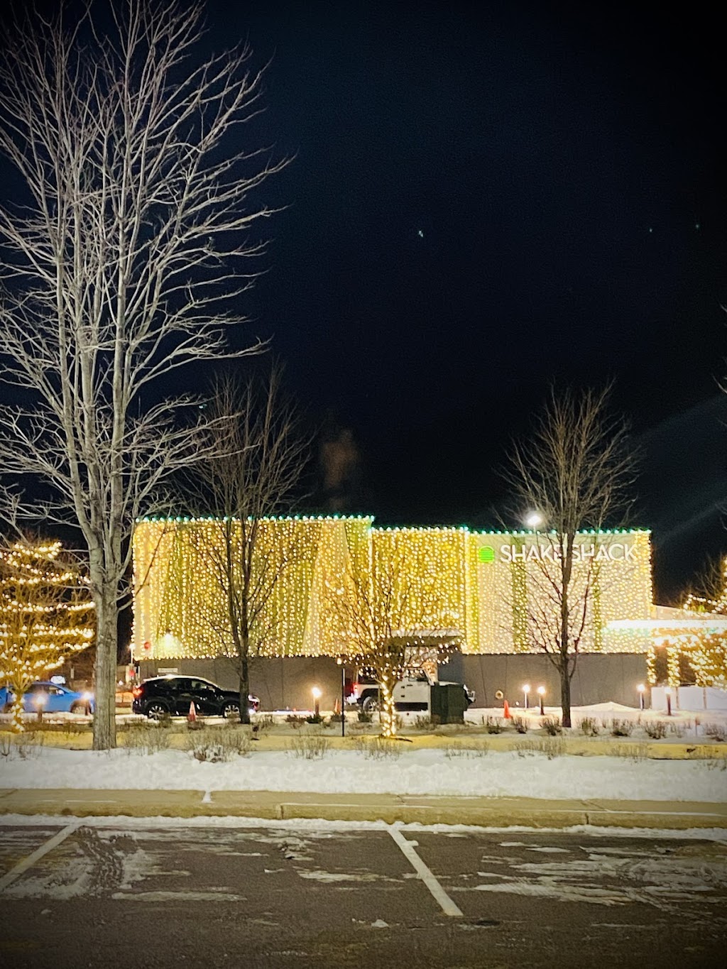 Shake Shack | restaurant | 12351 Elm Creek Blvd N, Maple Grove, MN 55369, USA | 7633198567 OR +1 763-319-8567