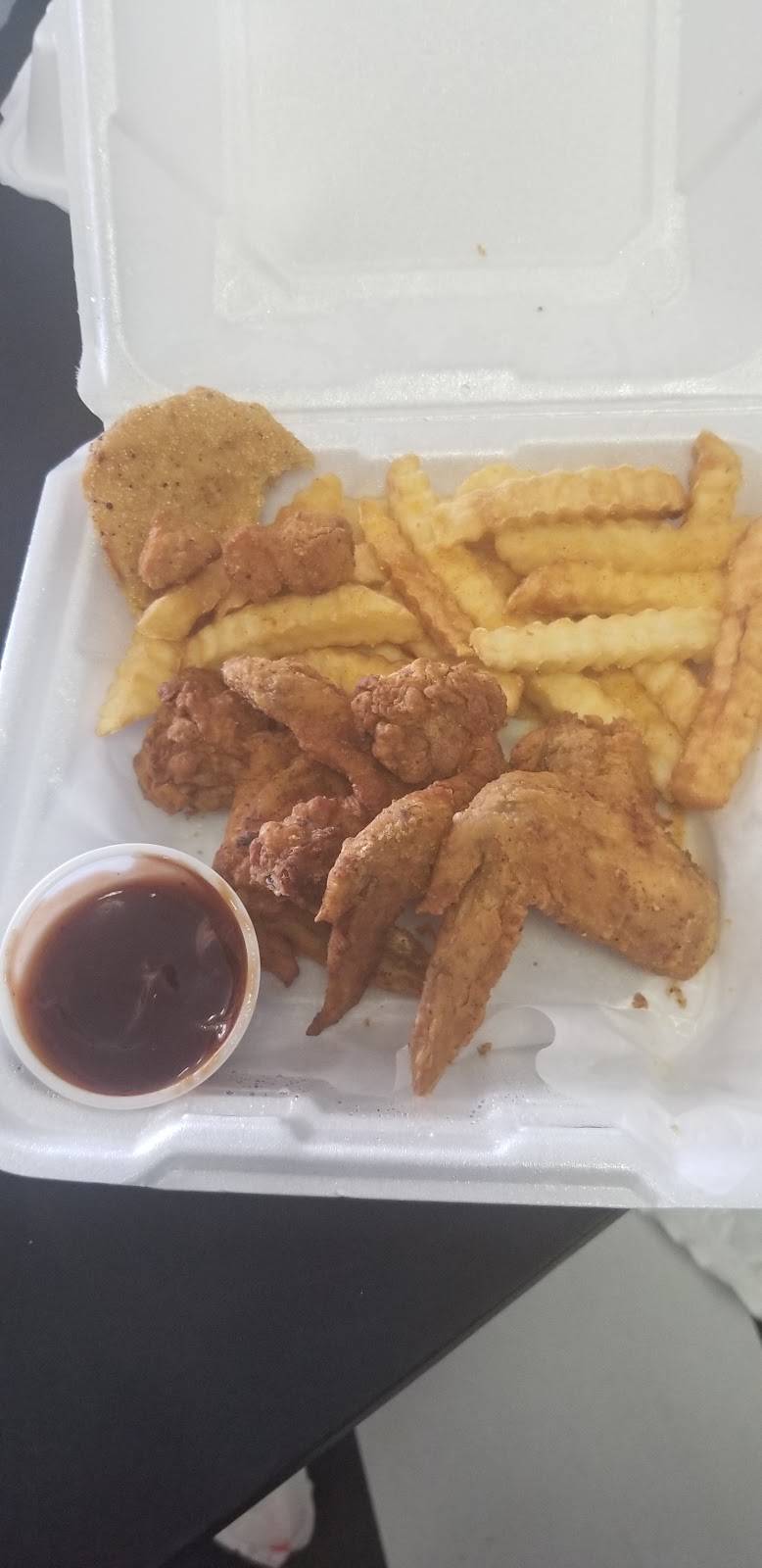 Chicken Joint | restaurant | 4636 E 10th St, Indianapolis, IN 46201, USA | 3178751214 OR +1 317-875-1214