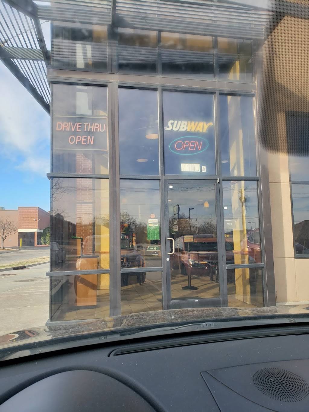 Subway | restaurant | 7105 W Hefner Rd, Oklahoma City, OK 73162, USA | 4056035076 OR +1 405-603-5076
