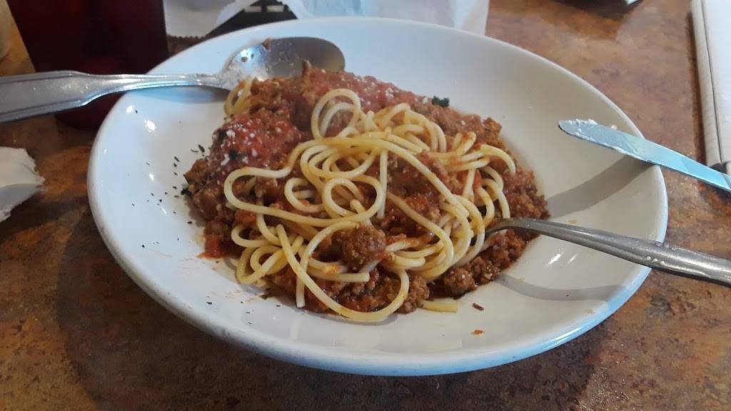 Giuseppes Italian Restaurant | restaurant | 4 S Bay St, Fellsmere, FL 32948, USA | 7725710917 OR +1 772-571-0917