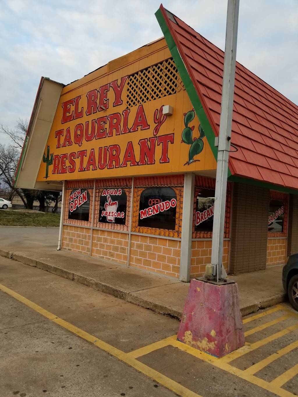 El Rey Taqueria | restaurant | 100 S May Ave, Oklahoma City, OK 73107, USA | 4052707894 OR +1 405-270-7894