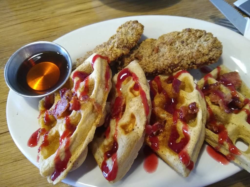 EatandEvolve Bistro | restaurant | 5832 N Knoxville Ave suite k, Peoria, IL 61614, USA | 3099664767 OR +1 309-966-4767