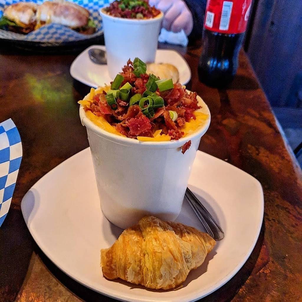 C Js Deli & Catering | restaurant | 18401 Sumner-Buckley Hwy E # C, Bonney Lake, WA 98391, USA | 2538260672 OR +1 253-826-0672