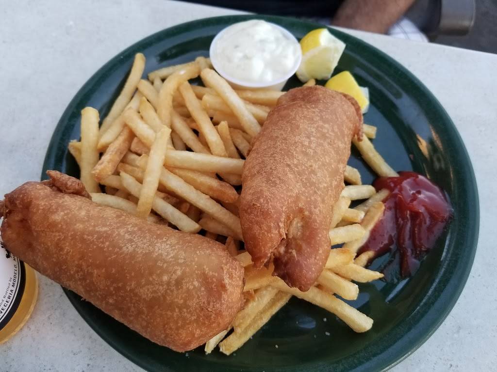 Molly Darcys Irish Pub & Restaurant | restaurant | 1701 S Ocean Blvd, North Myrtle Beach, SC 29582, USA | 8432725555 OR +1 843-272-5555