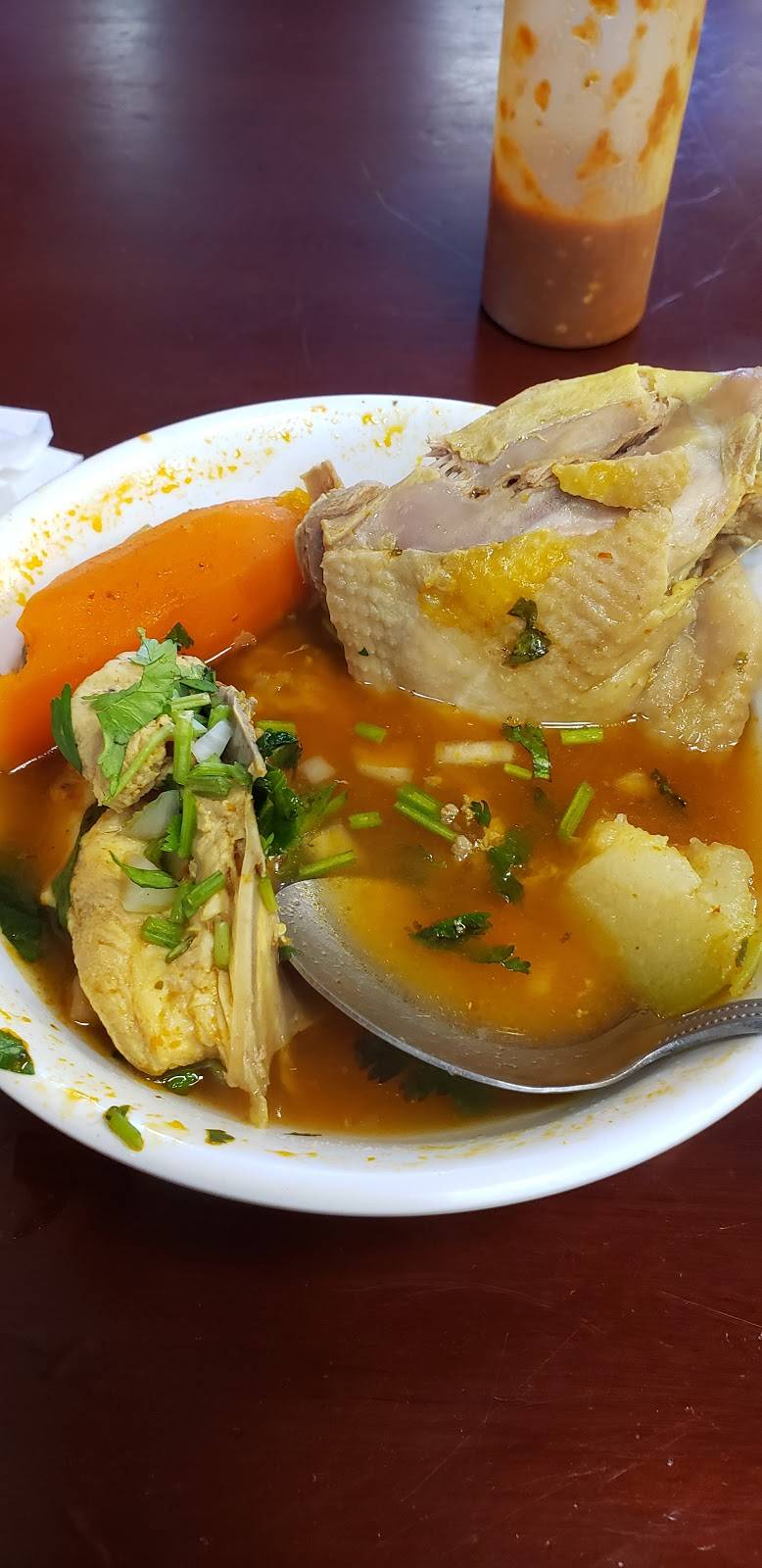 Bellas Place | restaurant | 8777 Sutphin Blvd, Jamaica, NY 11435, USA | 7187395373 OR +1 718-739-5373