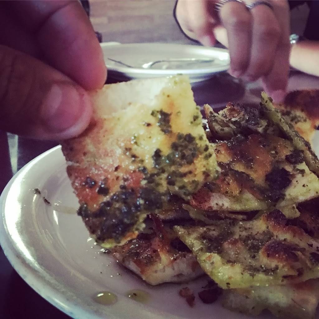 Bollinis Pizzeria Napolitana | restaurant | 2315 S Garfield Ave, Monterey Park, CA 91754, USA | 3237227600 OR +1 323-722-7600