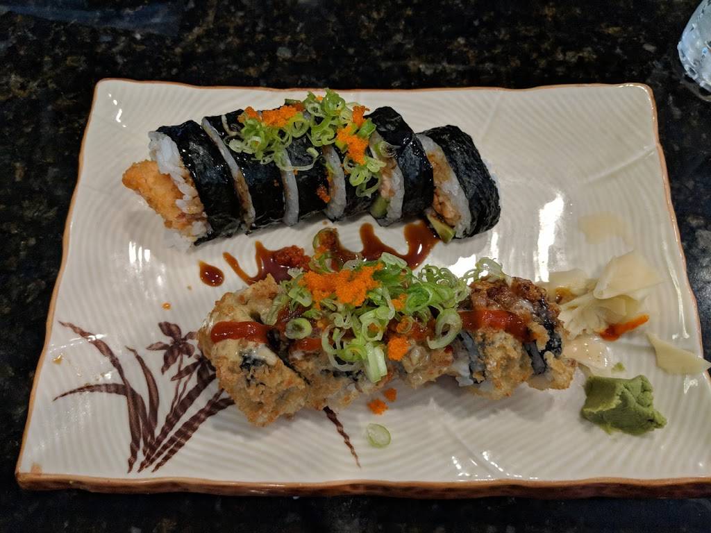 Hooks on 4th | restaurant | 7900 4th St N, St. Petersburg, FL 33702, USA | 7275774665 OR +1 727-577-4665