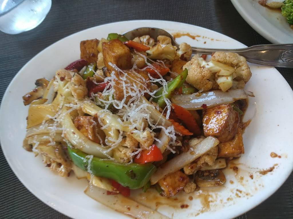 The Green Barn Restaurant | restaurant | 190 Ranch Dr, Milpitas, CA 95035, USA | 4082638098 OR +1 408-263-8098