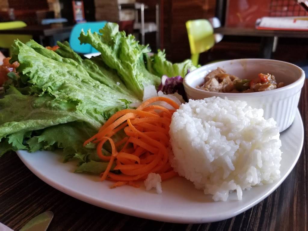 Bossanova | restaurant | 112 W 3rd St, Alton, IL 62002, USA | 6184621175 OR +1 618-462-1175