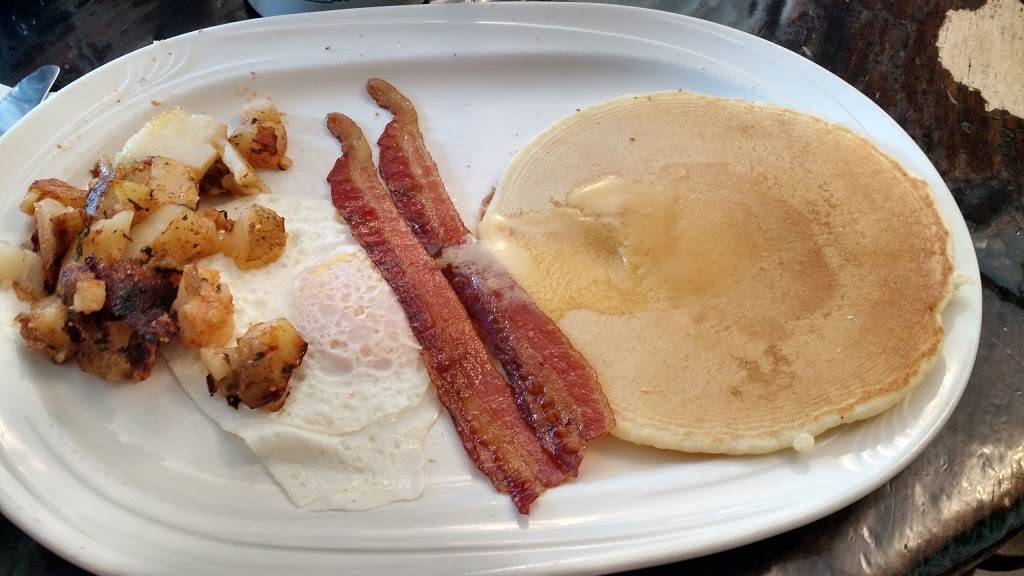 Homeport Restaurant | restaurant | 55 Main St, Orleans, MA 02653, USA | 5082554069 OR +1 508-255-4069