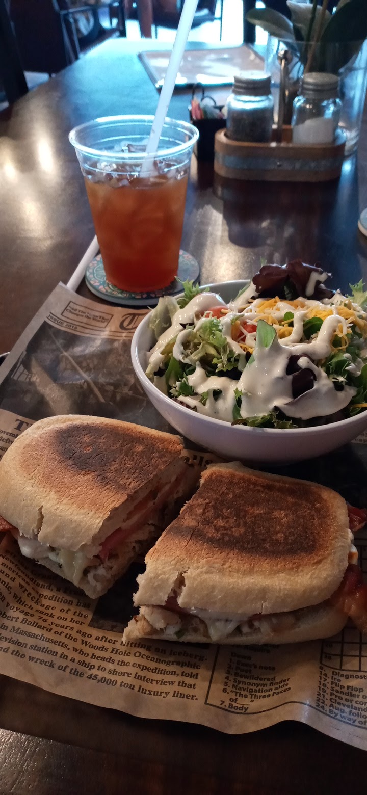 THE UGLY MUG COFFEE & CAFE CHIPLEY INC | cafe | 1306 N Railroad Ave, Chipley, FL 32428, USA | 8507032419 OR +1 850-703-2419