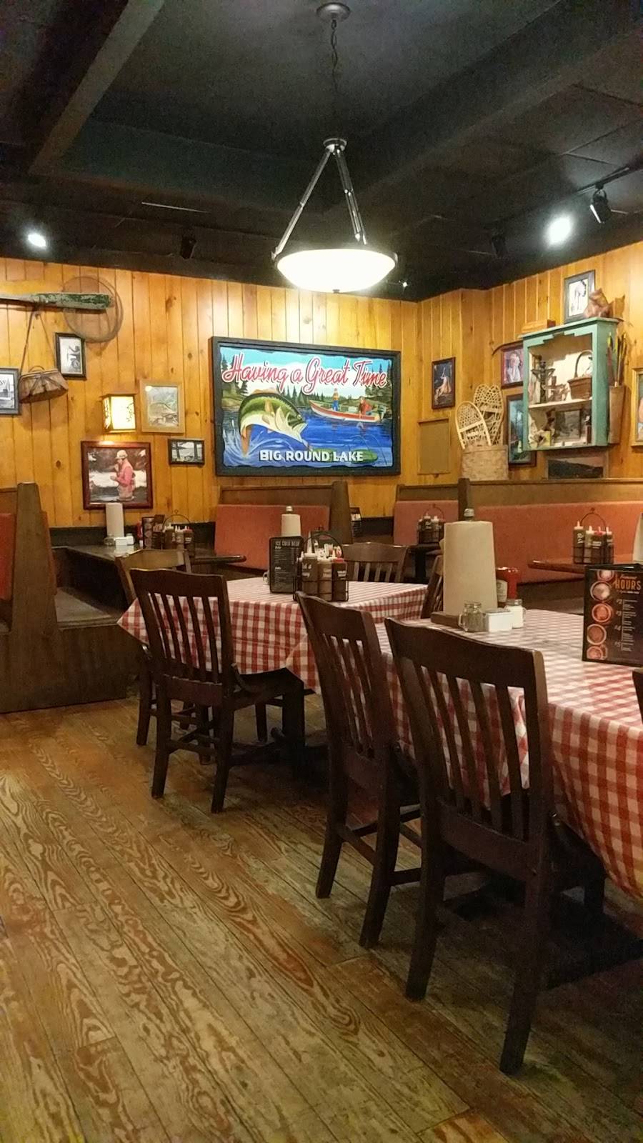 Famous Daves Bar-B-Que | restaurant | 2910 Chain Bridge Rd, Oakton, VA 22124, USA | 7032813800 OR +1 703-281-3800