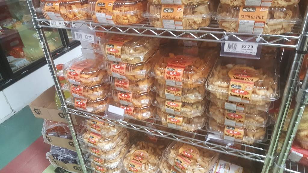 Royal India Grocers | restaurant | 3050 Artesian Dr, Mississauga, ON L5M 7P5, Canada | 9055697222 OR +1 905-569-7222