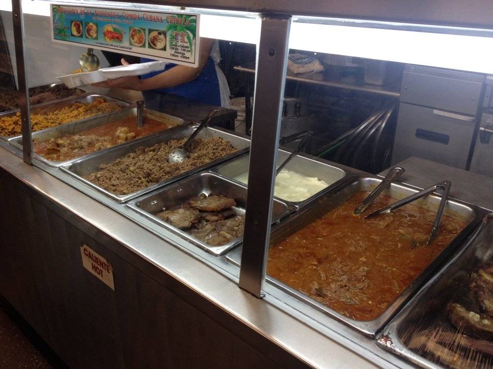 El Nuevo Mundo Market, Bakery & Cafe | bakery | 4380 Gage Ave, Bell, CA 90201, USA | 3237736500 OR +1 323-773-6500