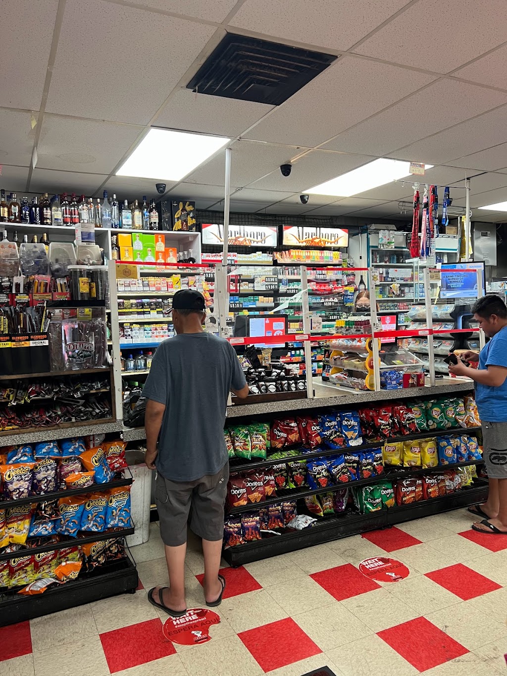 Shop & Save Market | restaurant | 1055 W Childs Ave, Merced, CA 95341, USA | 2093842807 OR +1 209-384-2807