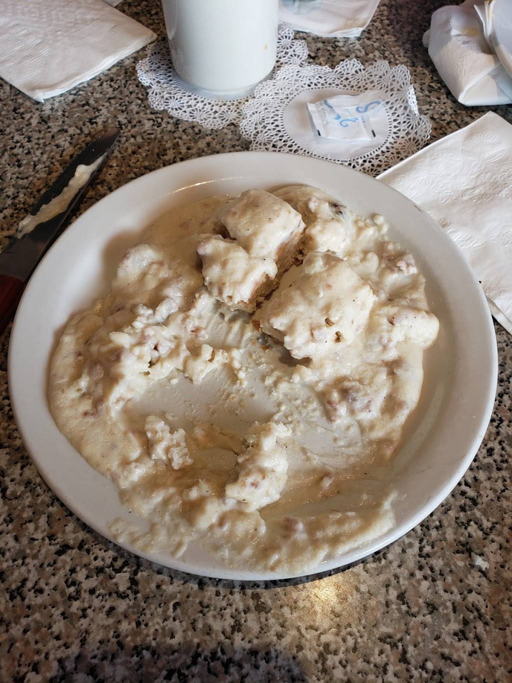 Egg Basket Pancake House | bakery | 880 S Barrington Rd, Streamwood, IL 60107, USA | 6304831200 OR +1 630-483-1200