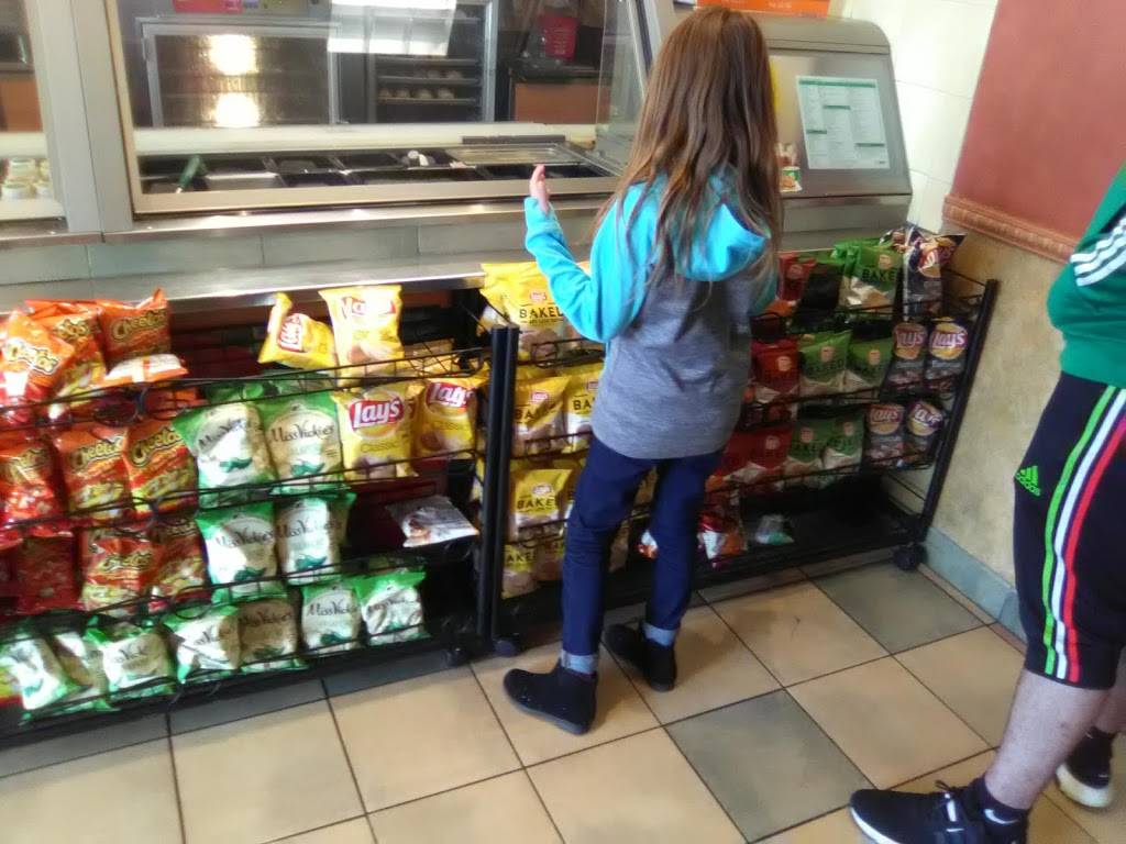 Subway Restaurants | restaurant | 6412 E. Del Amo Blvd, Lakewood, CA 90713, USA | 5629387827 OR +1 562-938-7827