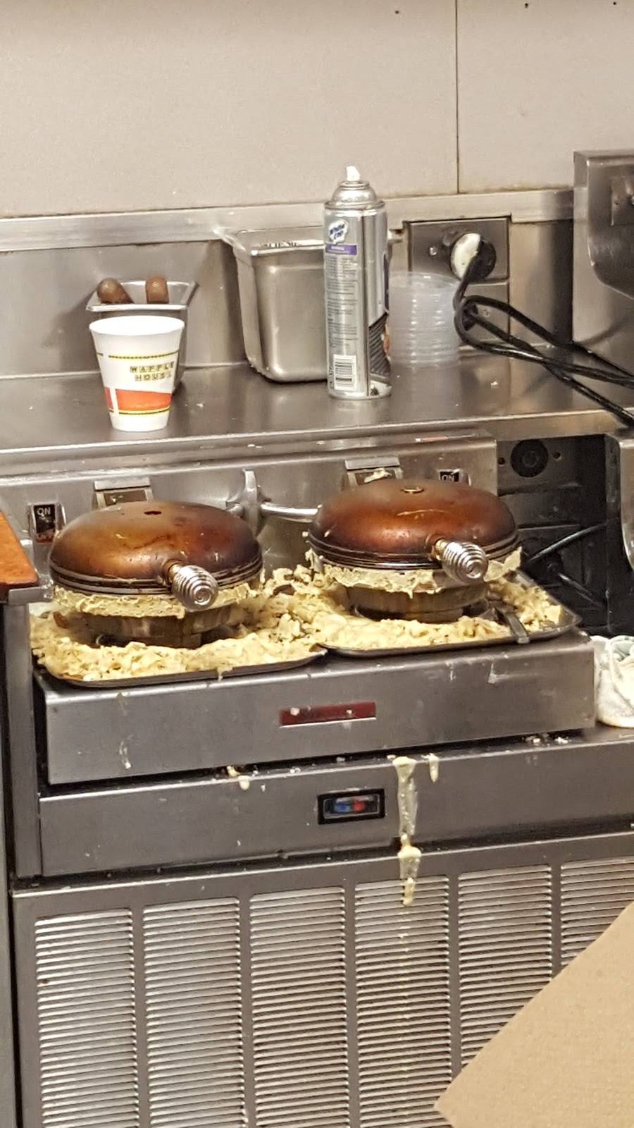 Waffle House | meal takeaway | 208 Exchange Village Dr E, Spartanburg, SC 29301, USA | 8644390499 OR +1 864-439-0499