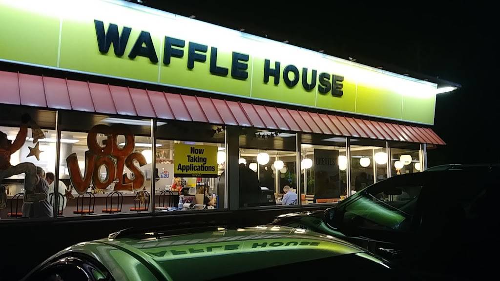 Waffle House | meal takeaway | 6230 Papermill Dr NW, Knoxville, TN 37919, USA | 8655889148 OR +1 865-588-9148