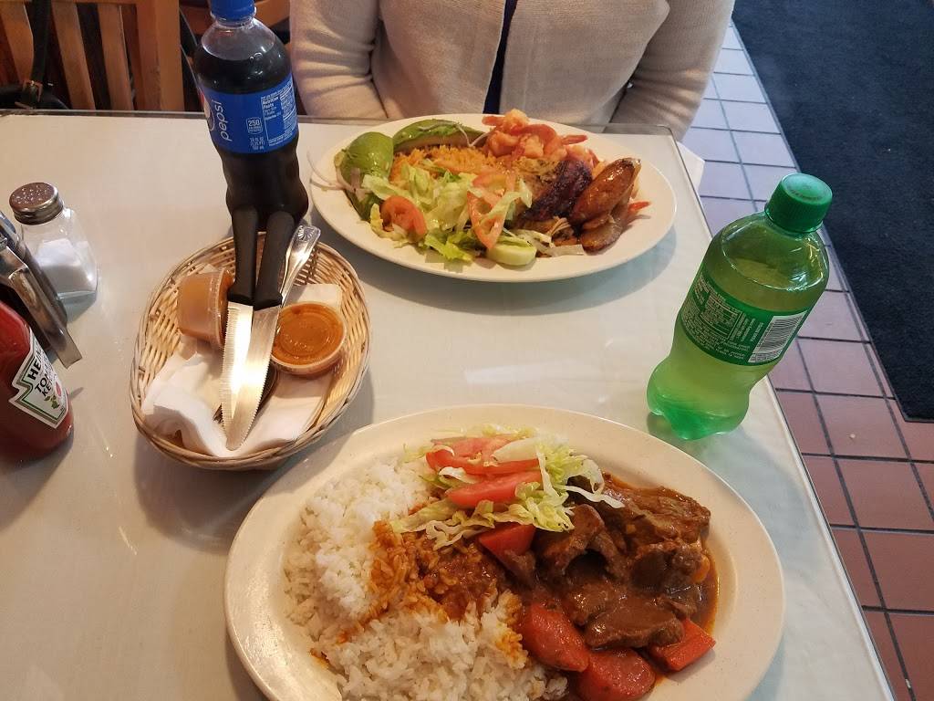 D&D Diner Coffee Shop Pollos A La Brasa Spanish & American Food | restaurant | 796 Elmont Rd, Elmont, NY 11003, USA | 5162850353 OR +1 516-285-0353