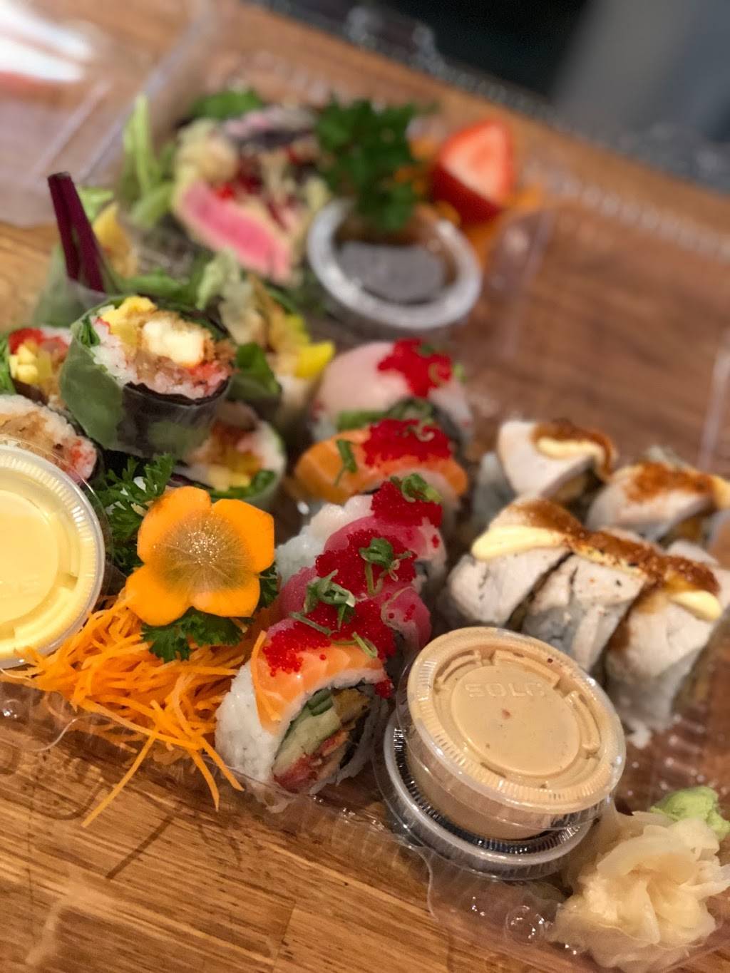 Hiroko Sushi | restaurant | 7199 Rue Saint-Denis, Montréal, QC H2R 2E3, Canada | 5142786868 OR +1 514-278-6868