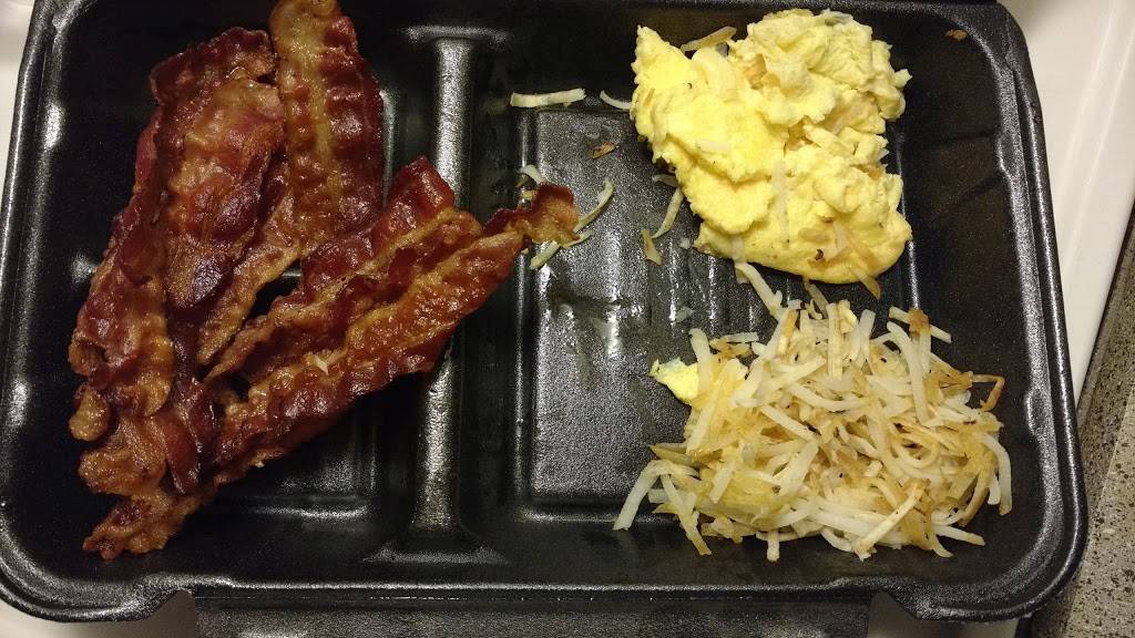 Village Inn | bakery | 4318 Centerplace Dr, Greeley, CO 80631, USA | 9703535187 OR +1 970-353-5187