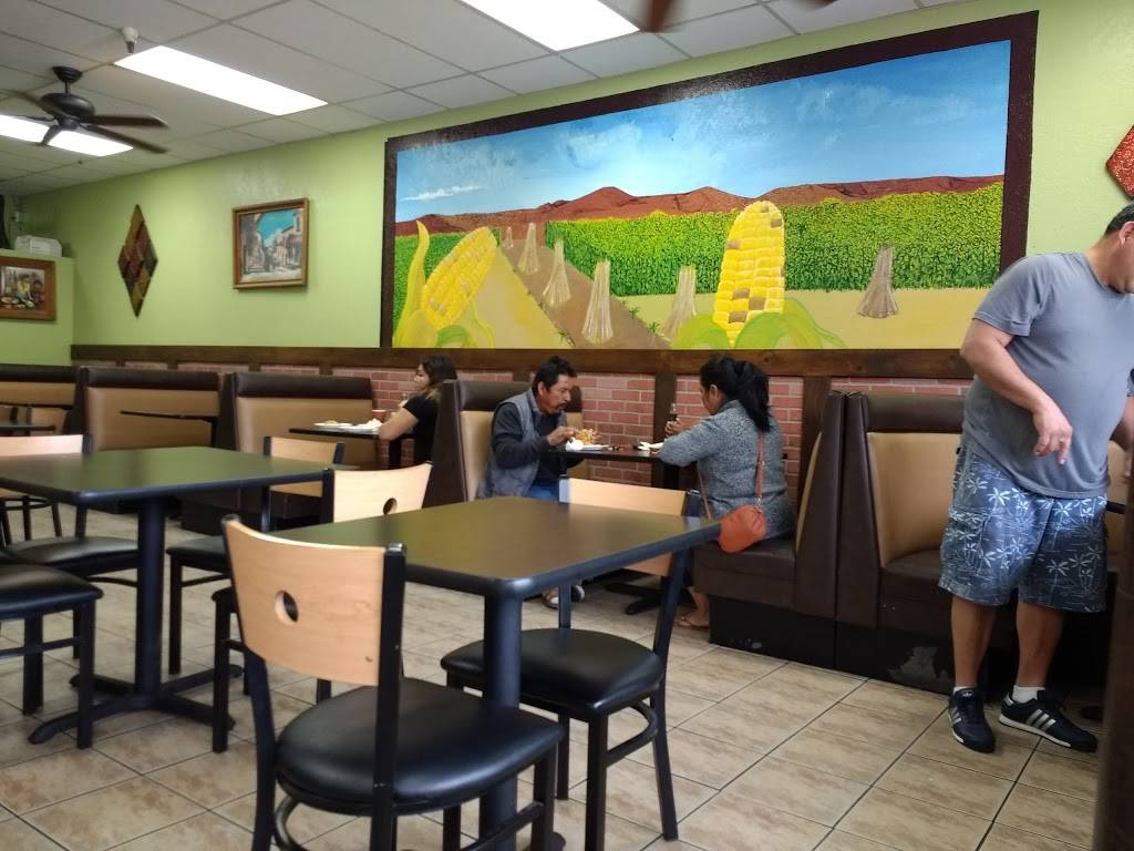 La Gordita Mexican Food | restaurant | 1275 S Santa Fe Ave #118, Vista, CA 92083, USA | 7609411559 OR +1 760-941-1559