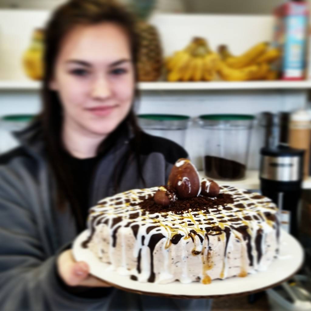 Outlaws Burger Barn & Creamery | restaurant | 1370 S Main Rd, Vineland, NJ 08360, USA | 8566915438 OR +1 856-691-5438