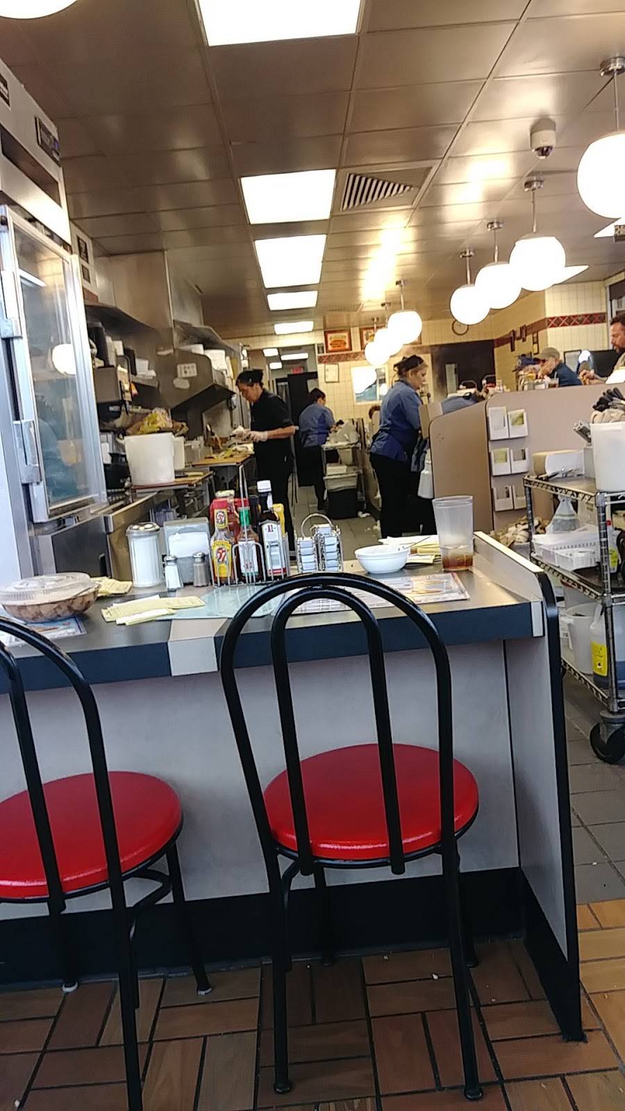 Waffle House | meal takeaway | 1640 Highway 138, GA-138, Loganville, GA 30052, USA | 7707868170 OR +1 770-786-8170