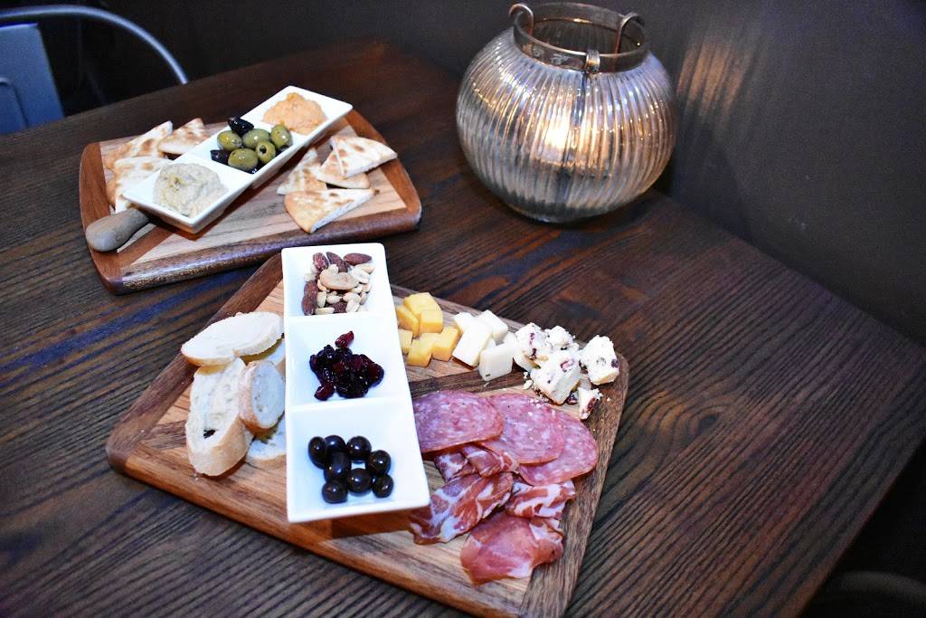 Wine Me Up | restaurant | 3900 Coffee Rd #2, Bakersfield, CA 93308, USA | 6615888556 OR +1 661-588-8556