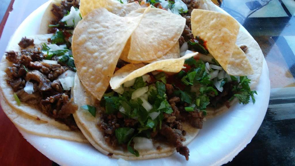 El Taco Llama | restaurant | 7559 Topanga Canyon Blvd, Canoga Park, CA 91303, USA | 8189927409 OR +1 818-992-7409