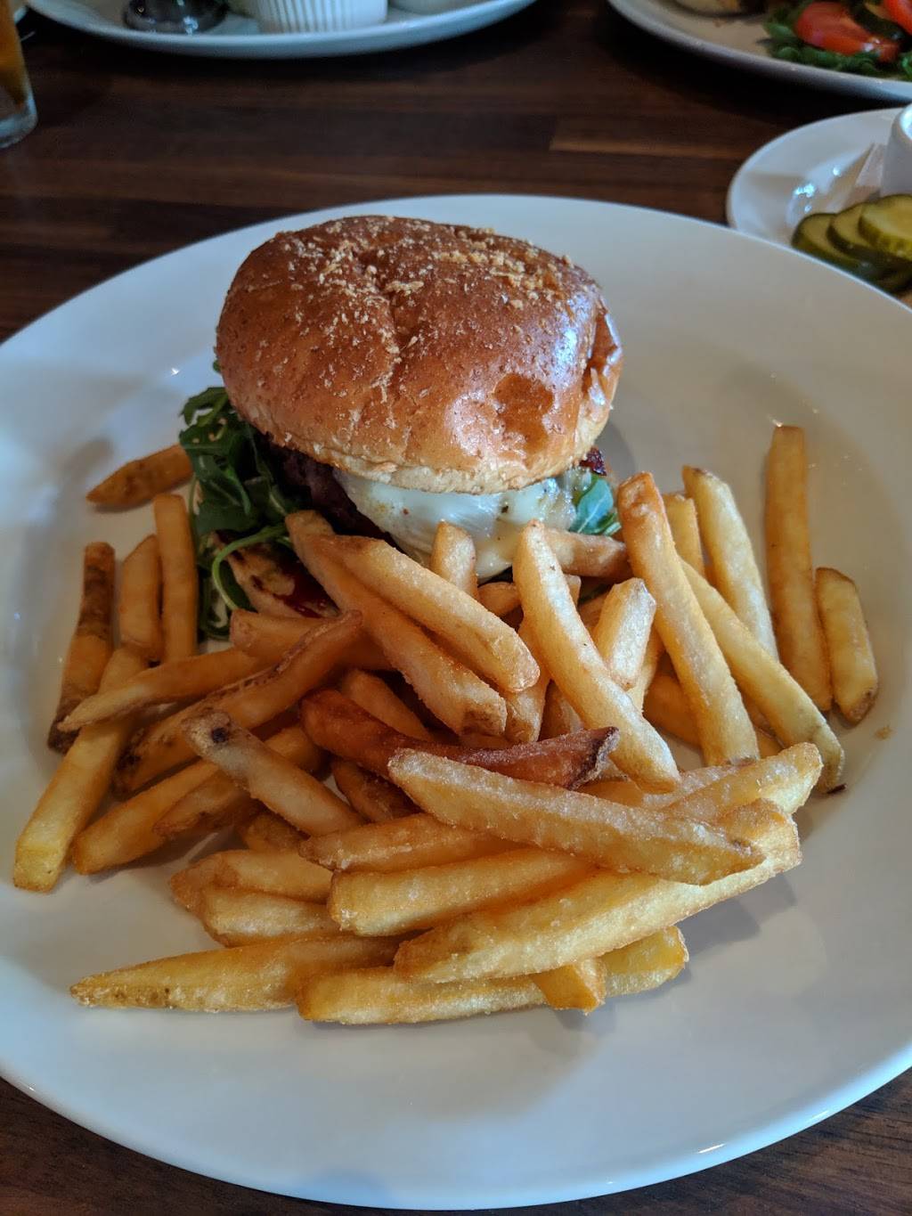 Yard House | restaurant | 12473 N Mainstreet, Rancho Cucamonga, CA 91739, USA | 9096467116 OR +1 909-646-7116