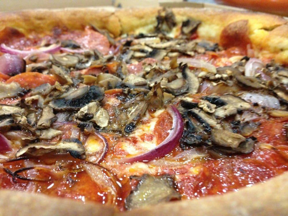 The Chicago Pizzeria | restaurant | 203 N McDowell Blvd, Petaluma, CA 94954, USA | 7077668600 OR +1 707-766-8600