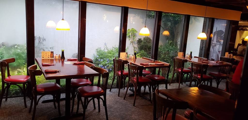 Joto Japanese Steak House | restaurant | 7971 N Tamiami Trail, Sarasota, FL 34243, USA | 9413514677 OR +1 941-351-4677