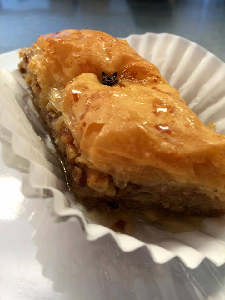 Nalinis Gyros & Burgers | restaurant | 14544 W Center Rd, Omaha, NE 68144, USA | 4023159756 OR +1 402-315-9756