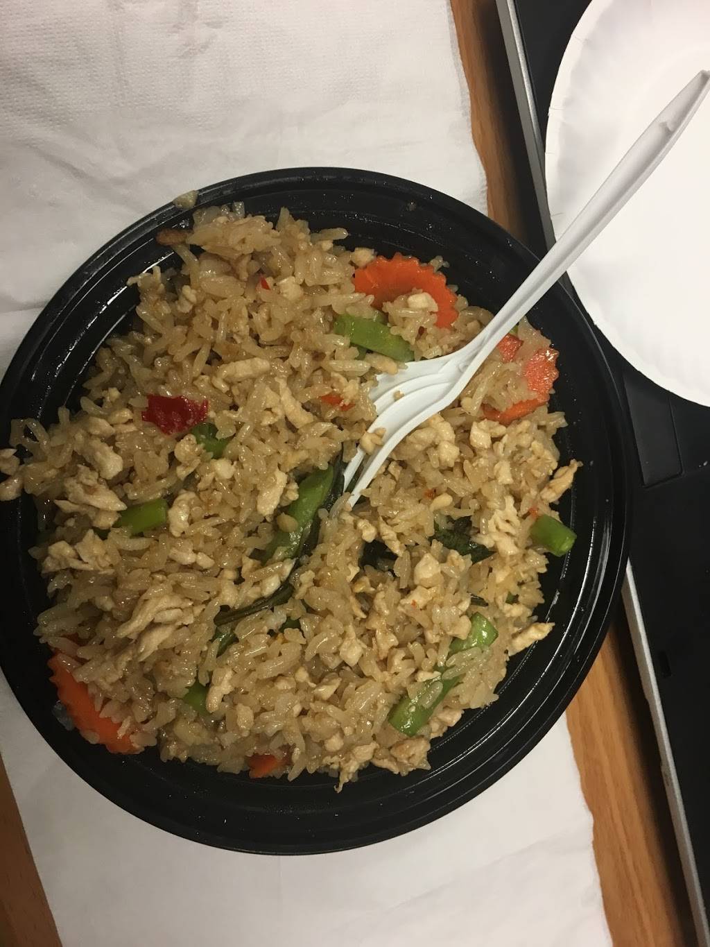 Thai Landing | restaurant | 5507, 1207 N Charles St, Baltimore, MD 21201, USA | 4107271234 OR +1 410-727-1234