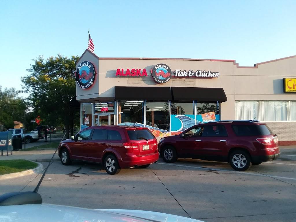 Alaska Fish and Chicken | restaurant | 13701 W Nine Mile Rd, Oak Park, MI 48237, USA | 2485560000 OR +1 248-556-0000