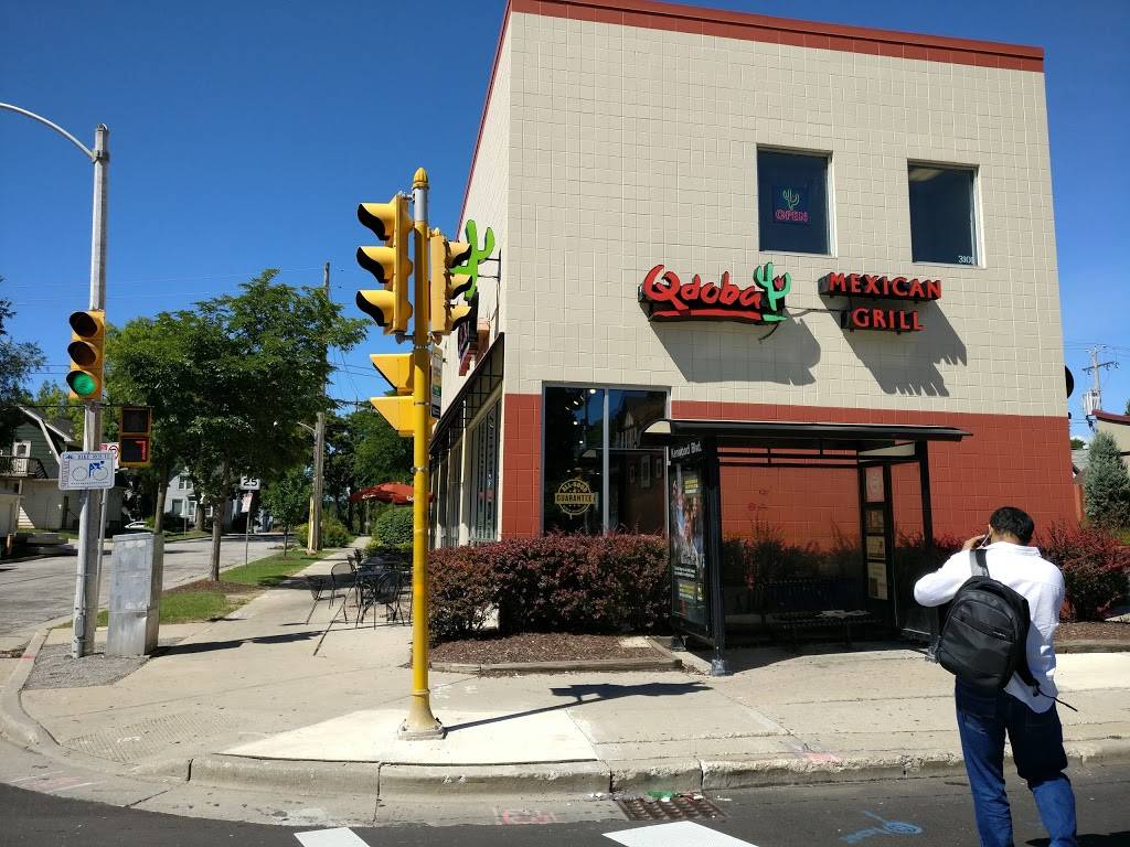 QDOBA Mexican Eats | restaurant | 3101 N Oakland Ave, Milwaukee, WI 53211, USA | 4143323000 OR +1 414-332-3000