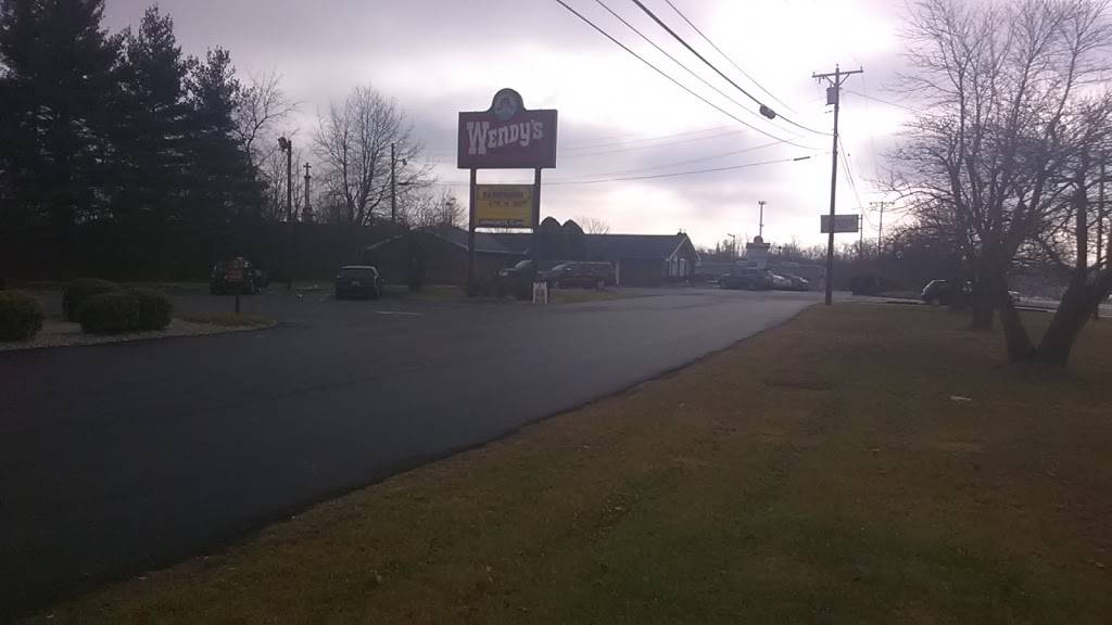 Wendys | restaurant | 806 N Dixie Hwy, Elizabethtown, KY 42701, USA | 2707657307 OR +1 270-765-7307