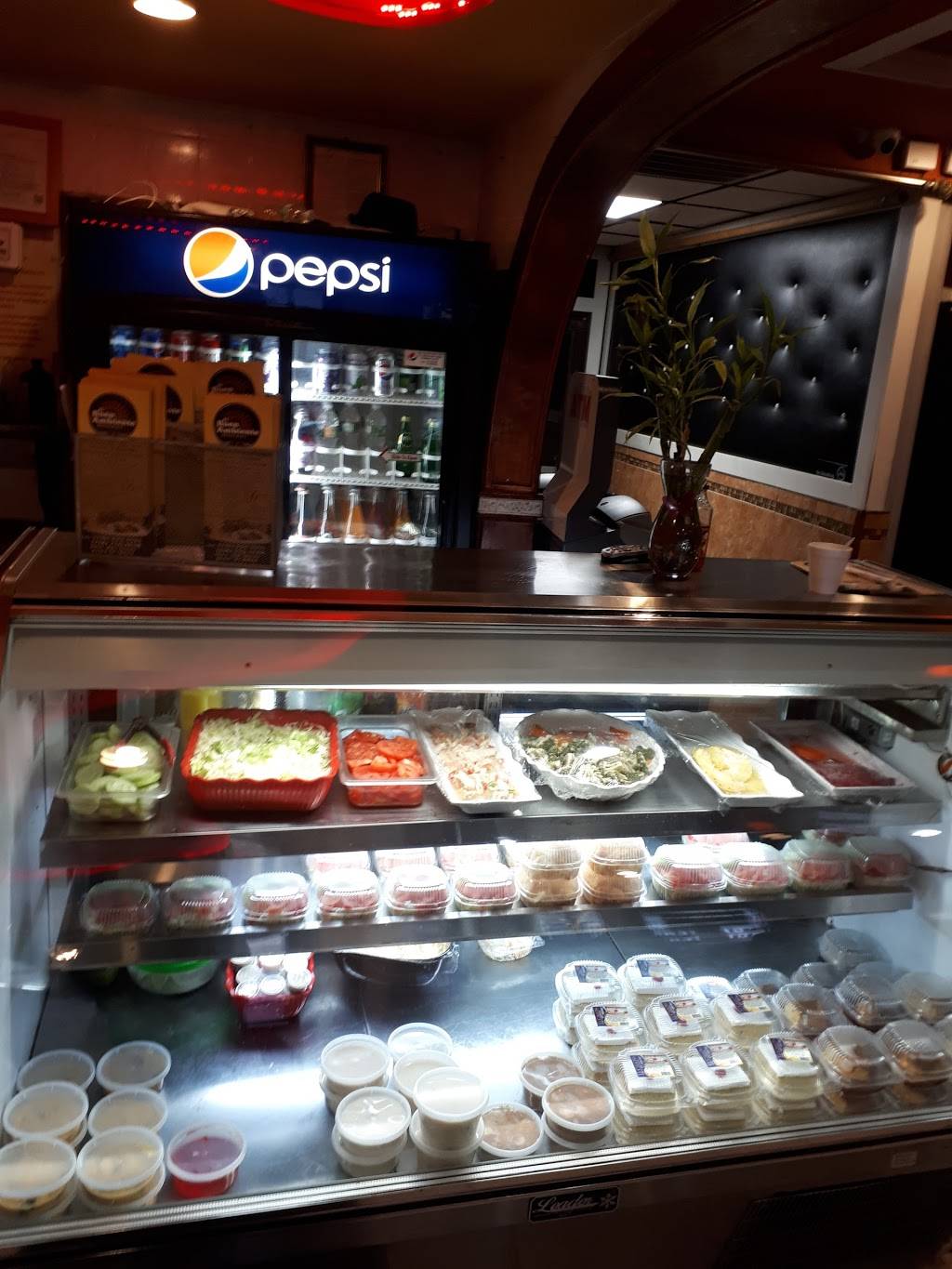 El Buen Ambiente | restaurant | 108 E 198th St, Bronx, NY 10468, USA | 7182201515 OR +1 718-220-1515