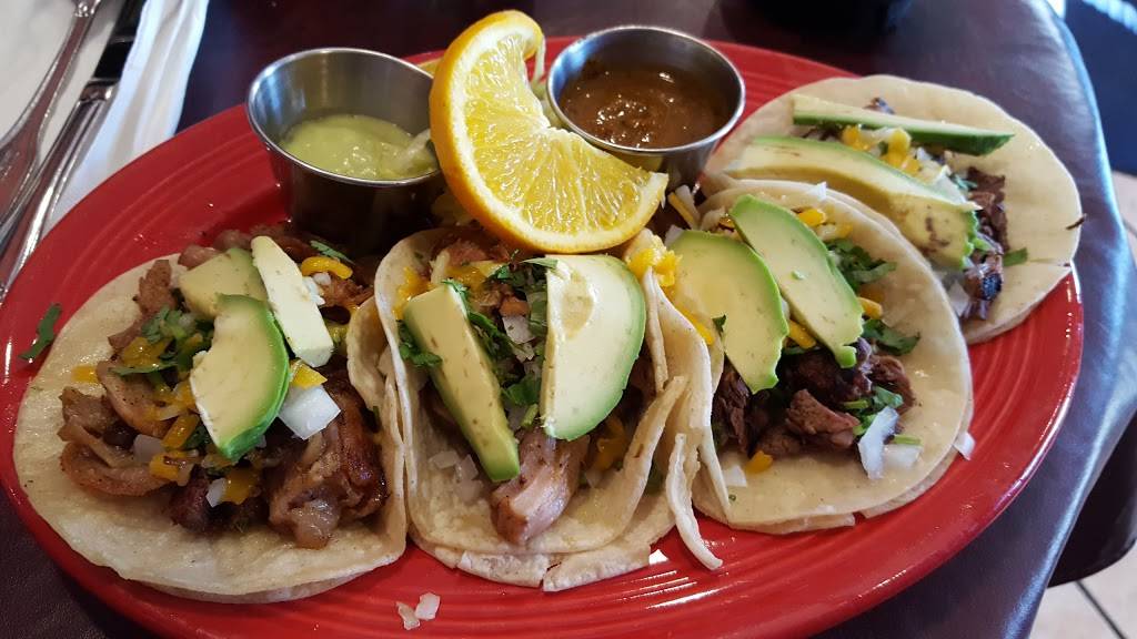 Puesta Del Sol | restaurant | 1622 S Gaffey St, San Pedro, CA 90731, USA | 3108339765 OR +1 310-833-9765