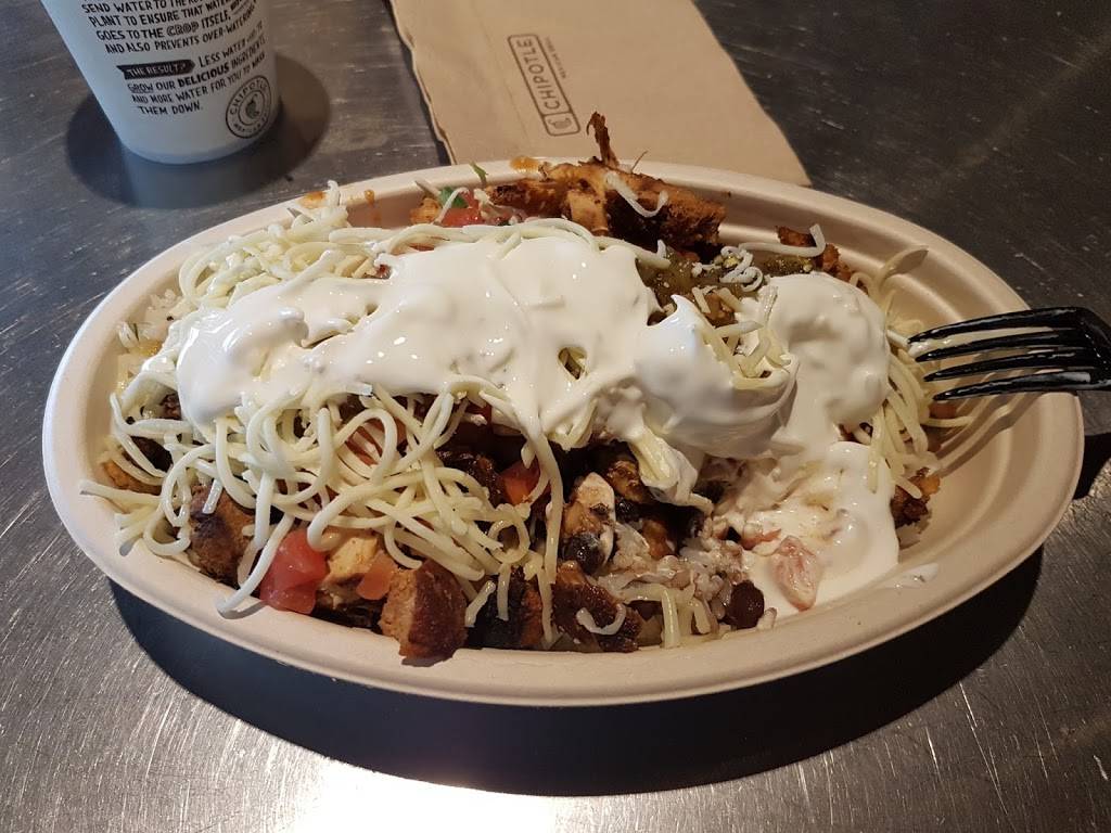 Chipotle Mexican Grill | restaurant | 2341 Willow Rd, Glenview, IL 60025, USA | 8477248580 OR +1 847-724-8580
