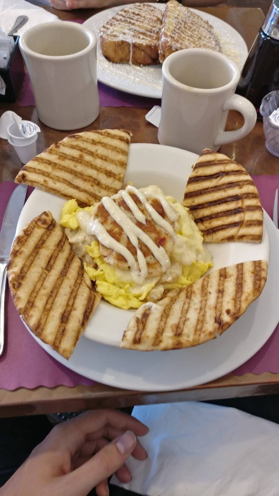 Corner Cafe | restaurant | 2000 Ocean St, Marshfield, MA 02050, USA | 7818378150 OR +1 781-837-8150