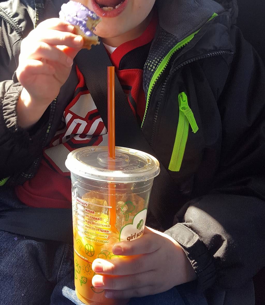 Dunkin | bakery | 815 E Aurora Rd, Macedonia, OH 44056, USA | 3305487951 OR +1 330-548-7951