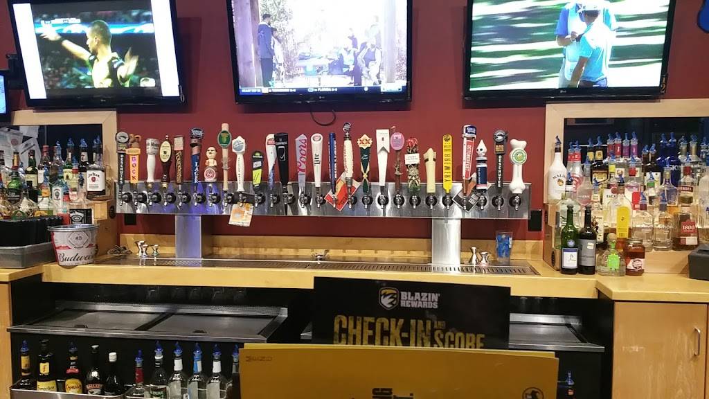 Buffalo Wild Wings | restaurant | 2080 W Michigan St, Sidney, OH 45365, USA | 9374922282 OR +1 937-492-2282