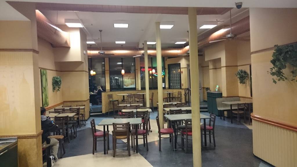 Subway | restaurant | 725 W Main St, Louisville, KY 40202, USA | 5026253002 OR +1 502-625-3002