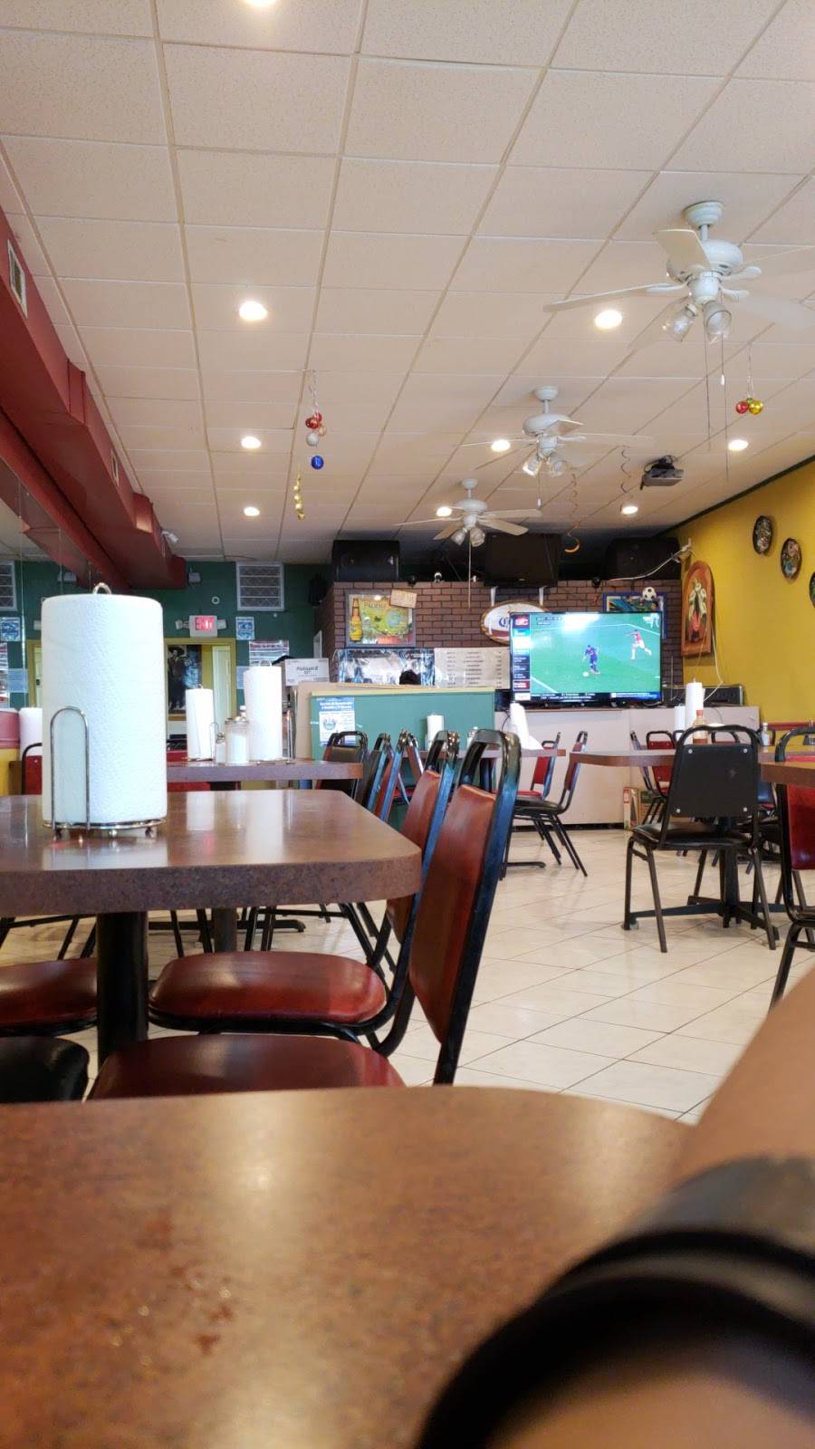 Mi Casa De Sabor Bar & Grill | restaurant | 8232 Long Point Rd, Houston, TX 77055, USA | 7138271140 OR +1 713-827-1140